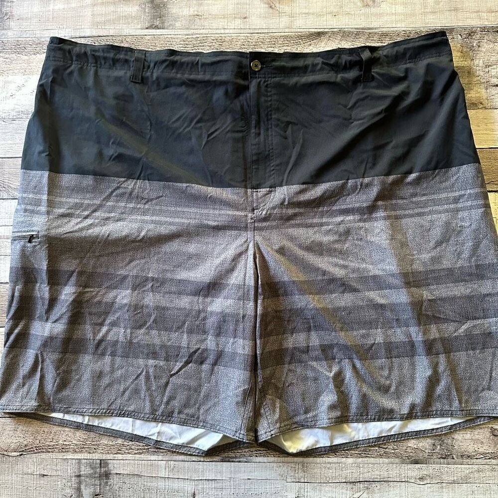 DXL ROCHESTER Men's Big & Tall Gray Stripe Zip Pocket Swim Trunks (Size 5XL)